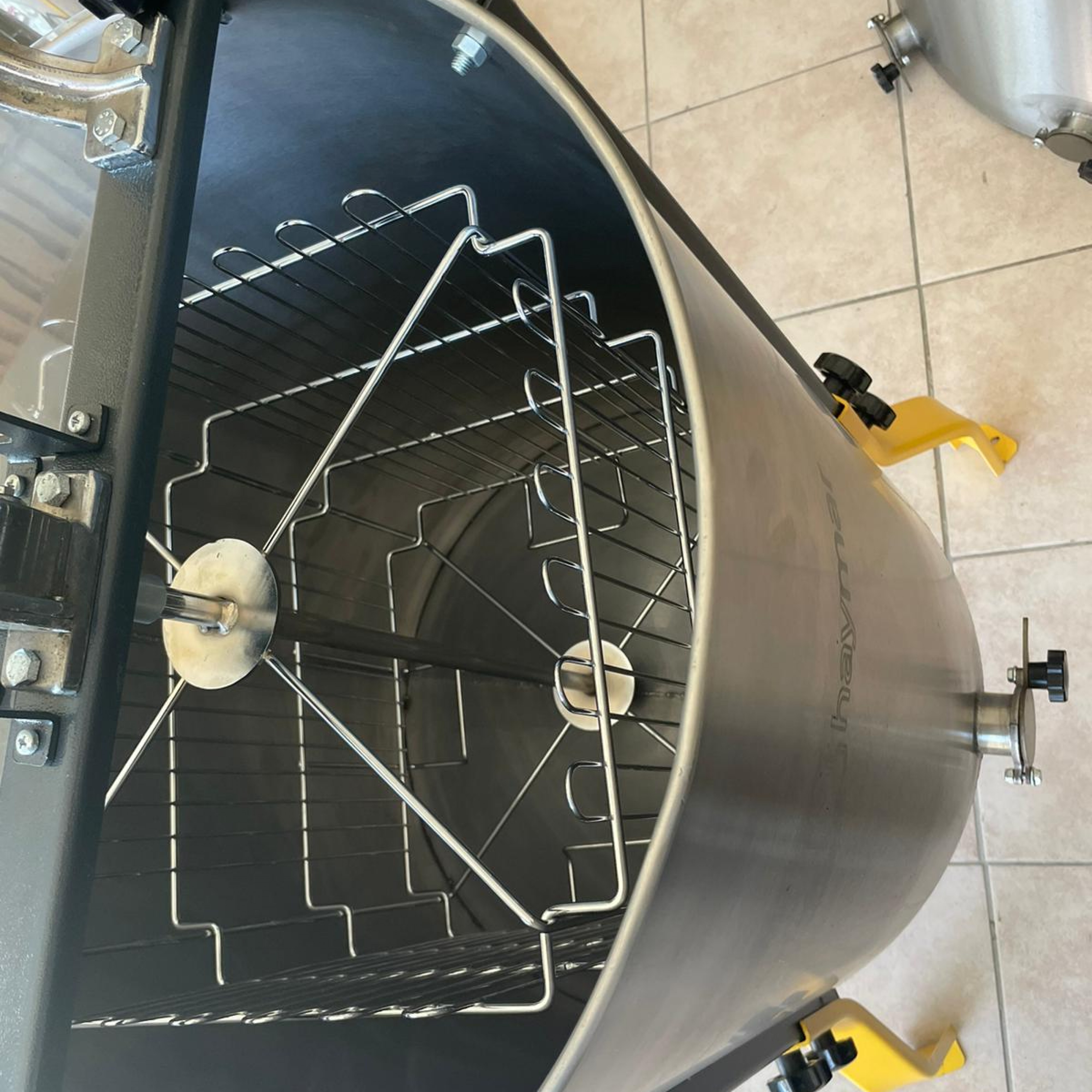 4 LÜ MANUEL BAL SÜZME MAKİNASI