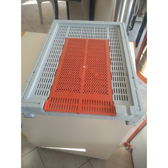 8 çıtalı plastik kovan tabanı