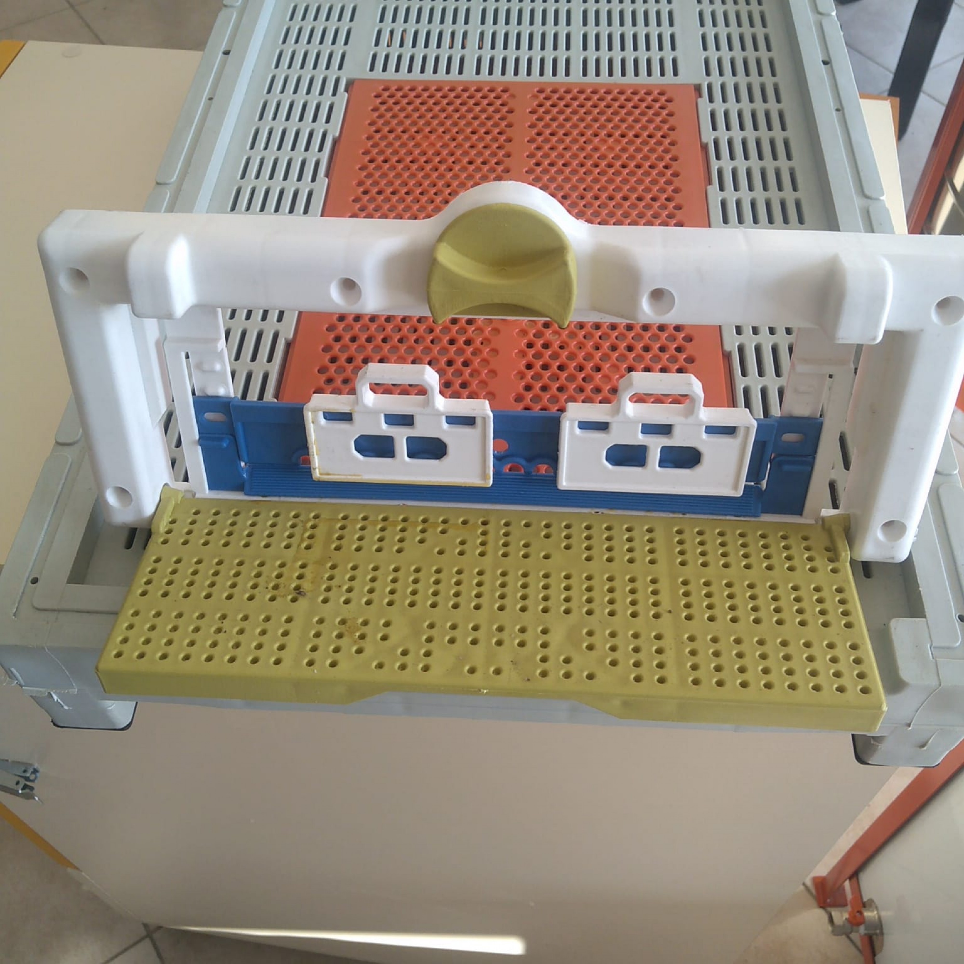 8 Çıtalı Plastik Kovan Tabanı